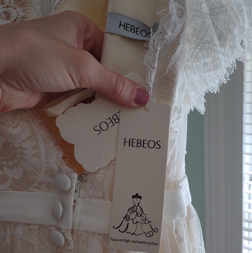Boho lace wedding dress. - Picture 5 of 10
